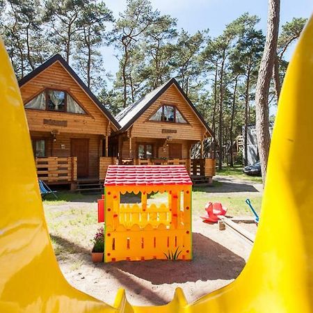Sosnowa Mila - Domy I Apartamenty ポビエロボ エクステリア 写真