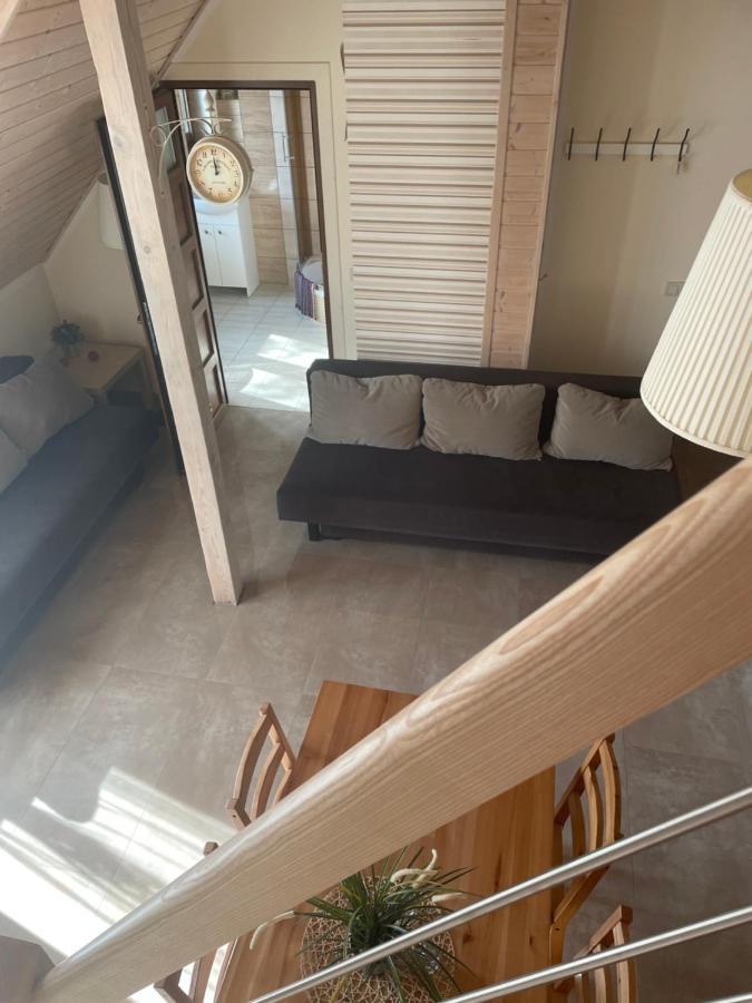 Sosnowa Mila - Domy I Apartamenty ポビエロボ エクステリア 写真