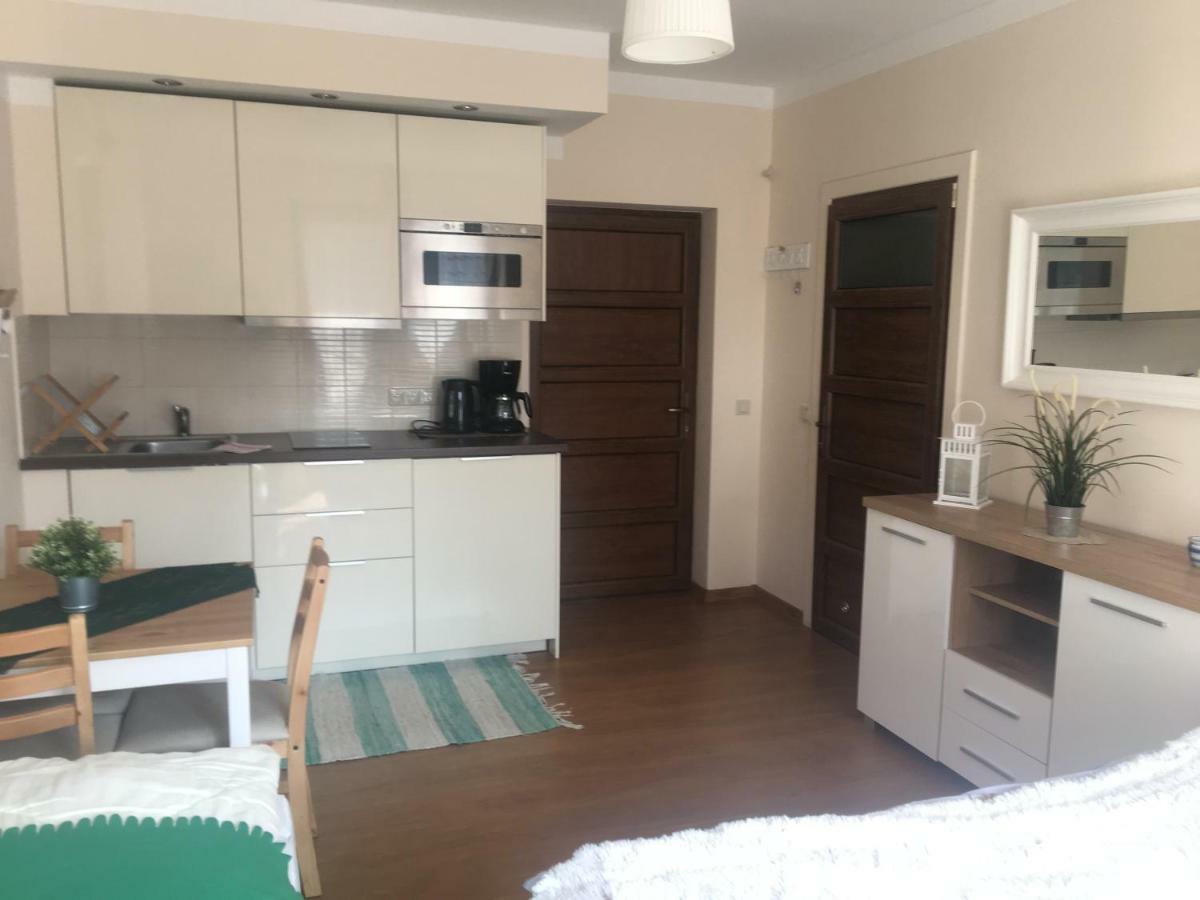 Sosnowa Mila - Domy I Apartamenty ポビエロボ エクステリア 写真